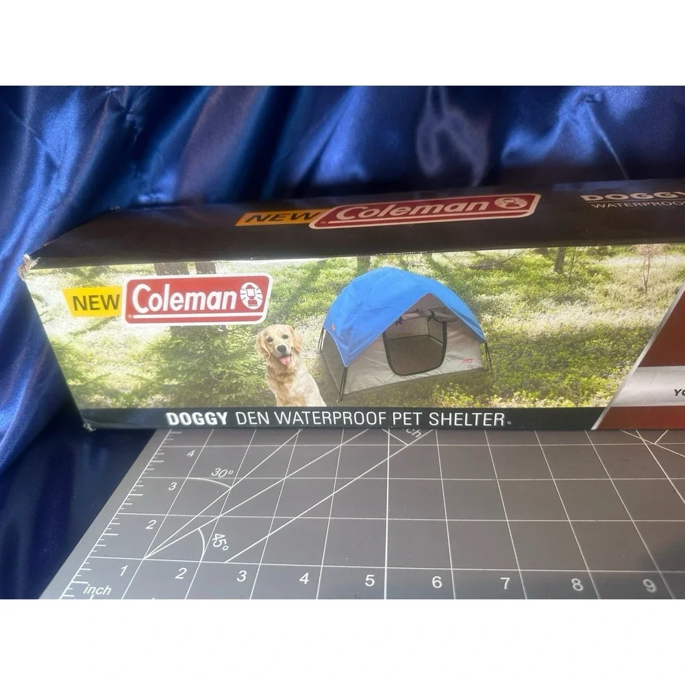 Coleman Dog Tent Doggy Den Waterproof Pet Shelter In Box - Used 1x